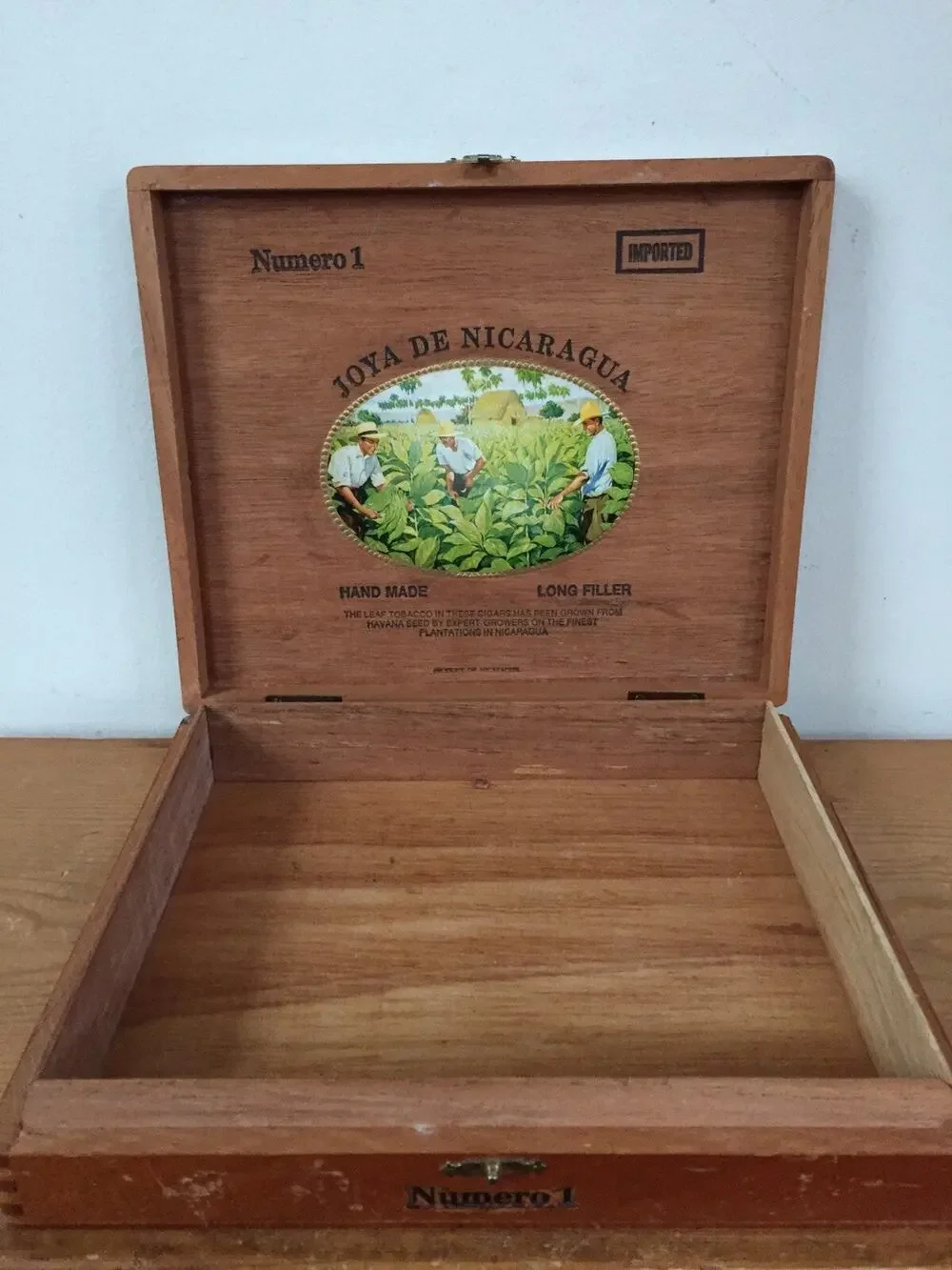 Vintage Joya de Nicaragua Wooden Wood Cigar Empty Trinket Box Hand Made 9